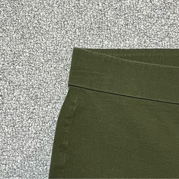 Loft Green Pull On Pants Womens Size 4 Straight Leg Stretch - Picture 6 of 9
